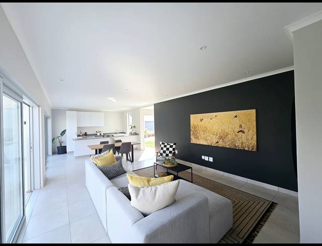 2 BEDROOM HOUSE FOR SALE IN LALELA ESTATE